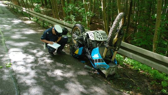 Motocyklista stracił panowanie nad pojazdem