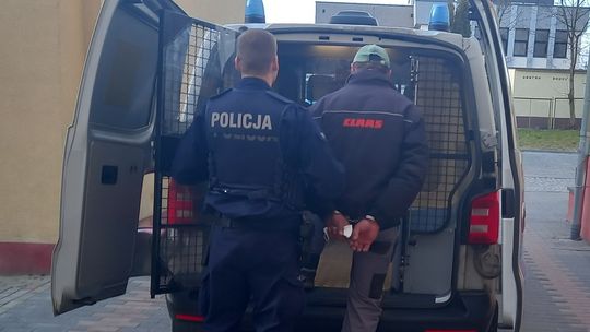 Pobili 45-latka. Policjanci z Pruszcza zatrzymali dwóch mężczyzn