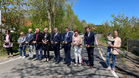 W Czapielsku otwarto ulice Bratek i Jarzębinową [zdjęcia]